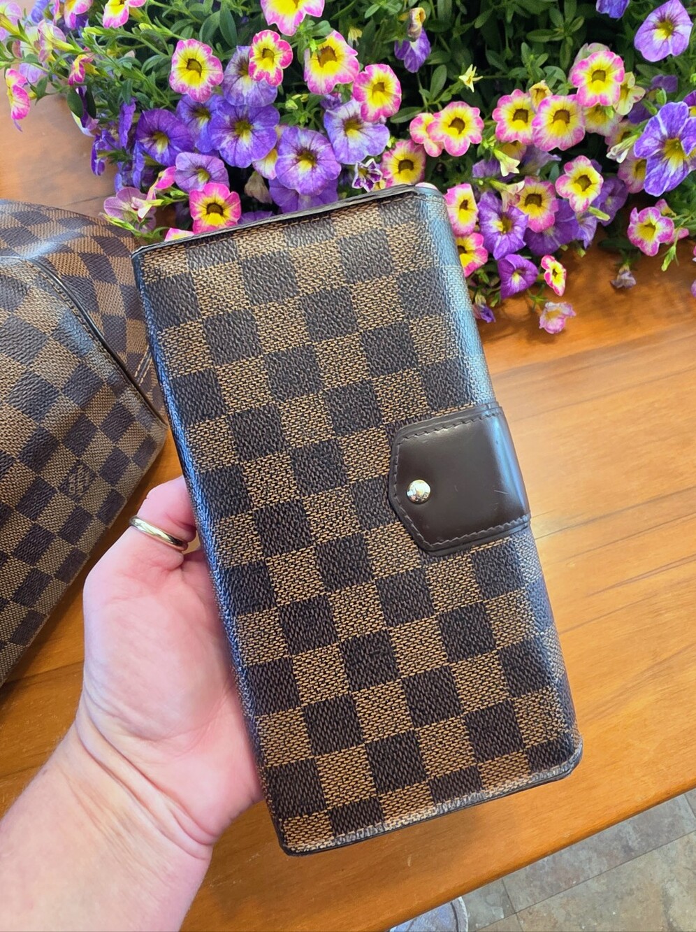 Louis Vuitton Damier Sistina GM Shoulder Bag with Matching Wallet - Picture 12 of 15